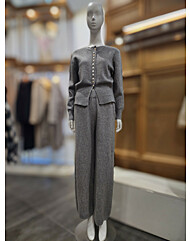 플라스틱아일랜드 라운드자개단추니트셋업 PR7XD3W0