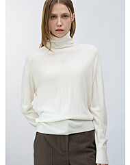 [리스트] 터틀넥 레귤러 니트(TSKPOO8204O)