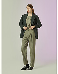 CC collect.  아웃포켓 더블 하프코트_C234MSG002