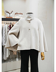 [더아이잗컬렉션] 울 캐시미어 하프넥 케이프 코트 (CRBA0CTL31)