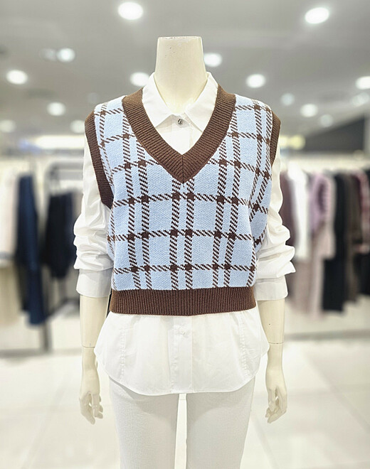 더 틸버리  브이넥체크크롭니트베스트TP9N1VT01W