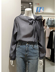 언밸런스 타이 블라우스 KWBLPI3100