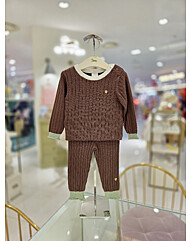 07P55305331 미뇽배색니트상하