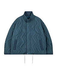 리버클래시 블루 쉐브론 패턴 퀄팅 오버핏 점퍼 LJW22208