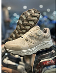 네파 남녀공용 휘슬라이저 프로 어텀 기능성 트레킹화 7LE7620