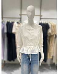 [on&on]  스퀘어넥 7부 소매 블라우스 NJW5AB708