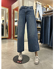 리바이스 여성 94배기 와이드 청바지 (A5929-41)