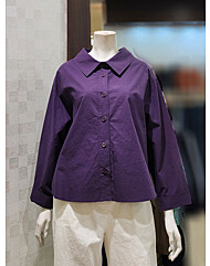 [벨라디터치] V1E3BL27 뒷단추 슬릿소매 블라우스