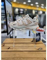 아디다스-ADIDAS 남녀공용 트레킹화 하이퍼터프 어드벤쳐W GX4513