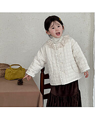 [예약발송] 스퀘어 퀼팅 레이스 카라 자켓 R15578