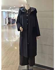 [발렌시아]퍼 트리밍 라마 구스배색 양털포켓코트25AMH13