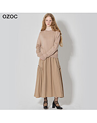 [오조크(OZOC)] 라운드넥 우븐 배색 니트 원피스 (택가격: 124000원)