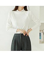 사선버튼 기모안감 티셔츠_M2512TS116D