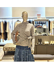 BFW5SNTR9330_옆리본 터틀넥 티셔츠