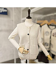 F5DVT500A_양 포켓 라운드 니트 조끼