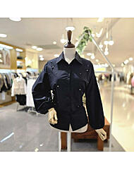 M25F8B152_진주리본장식 블라우스