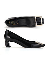 로저비비에 RVW44815280 D1P B999 트럼펫 메탈 버클 펌프스