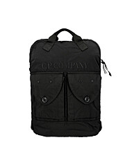 CP컴퍼니 가방 20CMAC051A 110540M 999 로고 자수 남성백팩 당일발송