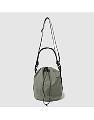 엄브로 나노피그먼트 버킷백 UP223CBG62 KAI