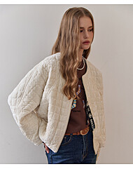 벨벳 퀼팅 노카라 집업 점퍼