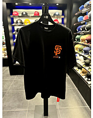 [26SS]뉴에라 MLB 샌프란시스코 자이언츠 플레이어 시그니처 티셔츠 블랙 15147521